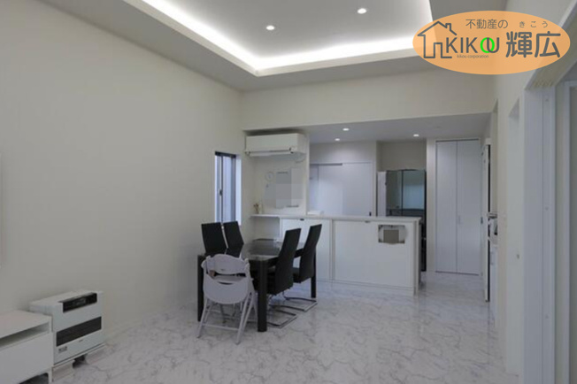 【居間・リビング】 | 姫路市花田町小川　中古戸建