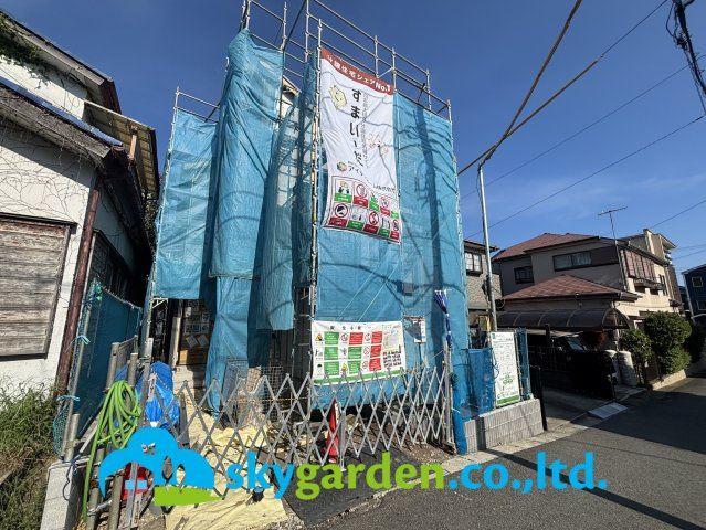 平塚市幸町24-1期　新築戸建　全1棟1号棟の前面道路含む現地写真