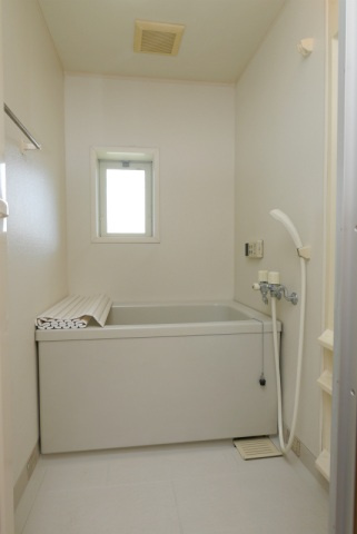 メゾンセガワ　A棟の浴室