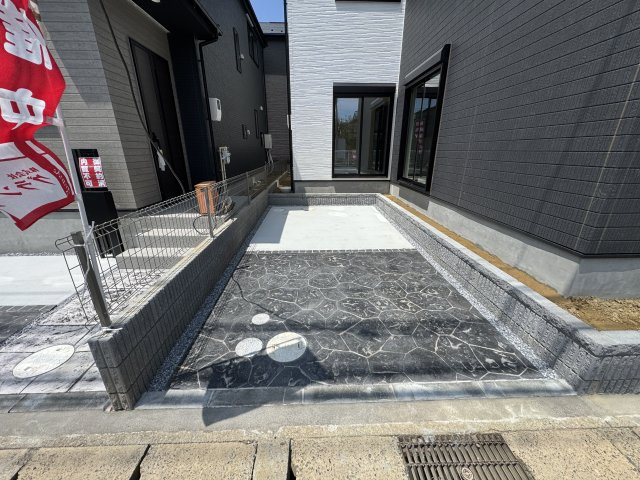 松戸市栄町5丁目新築戸建（栄町14期）の駐車場|2号棟駐車スペース