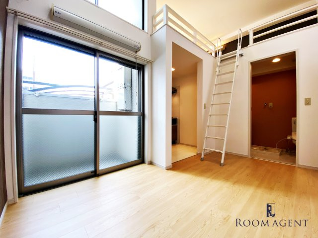 ベーセーベージェーの居間・リビング