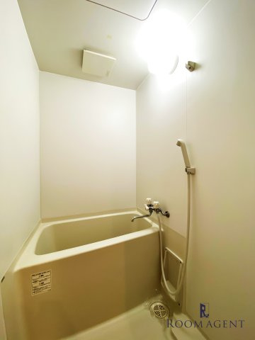 ベーセーベージェーの浴室