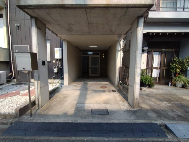 三島江4丁目戸建ての駐車場