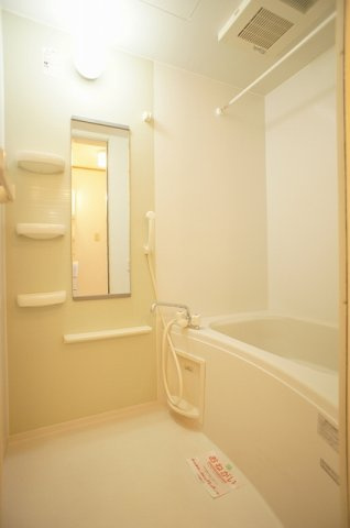 エレガンテⅠの浴室