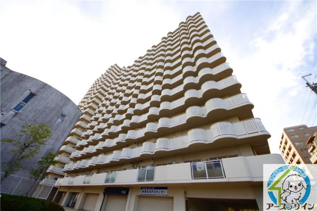 サバービアシティ21　A棟の外観