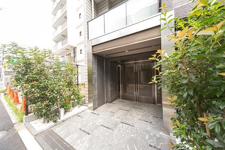 【エントランス】エスジーコート大塚駅前 