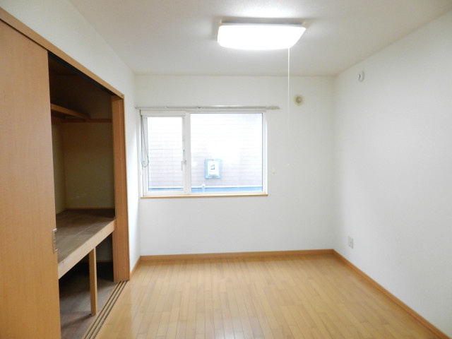 さくらハイツの洋室