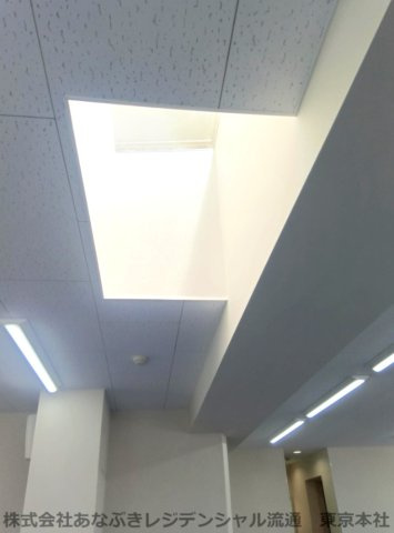 タイメイビル のその他|採光用の天窓があり、やわらかい日差しが入ってきます♪