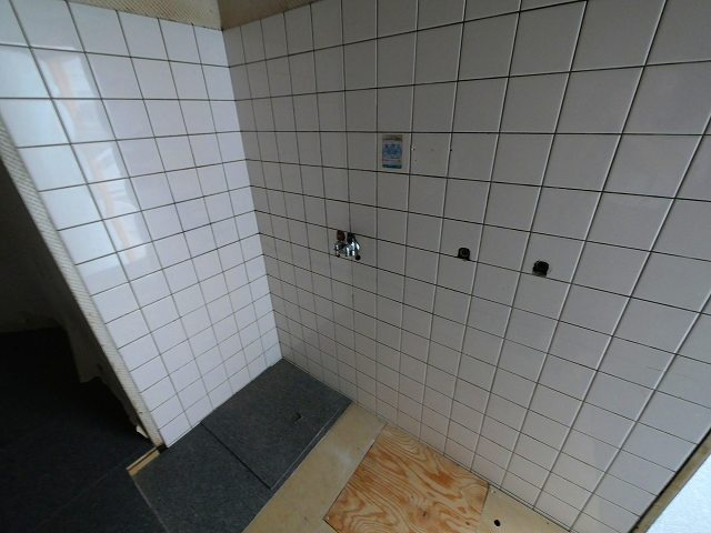 西登美ケ丘ニ丁目店舗の内装