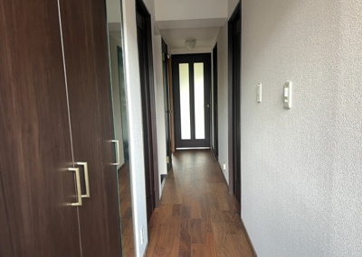 【内装】 | シュペルノーヴァ相模原壱番館 | 内装はとにかくおしゃれなものがいい！と選ぶ前に、まず住んだ後のことを想像してみましょう。住んでみたらコンセントの位置が悪くて使いにくいなど出てきます。事前にどの家電をどこに置くか想定しておきましょう。