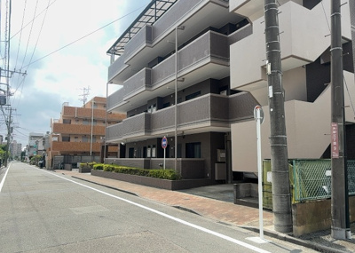 【外観】 | シュペルノーヴァ相模原壱番館 | マンションの外観は非常に重要なポイントです！外観の善し悪しは資産価値に大きな影響を与えます。外観のいいマンションを購入することで、高値で売却がしやすく、買い手が見つかりやすいというメリットがあります。