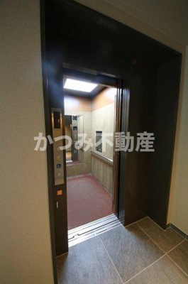 【ロビー】 | レオナ雅