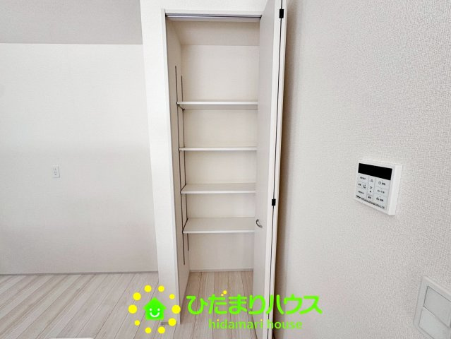 第1幸手円藤内　新築一戸建て　リーブルガーデンの収納|高さを変えられる可動棚付きのフレキシブル収納。