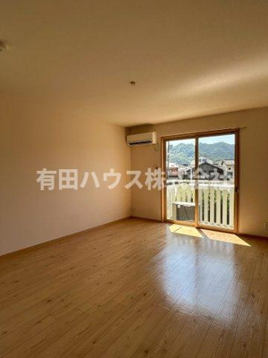 【居間・リビング】 | メゾンプレミールA棟