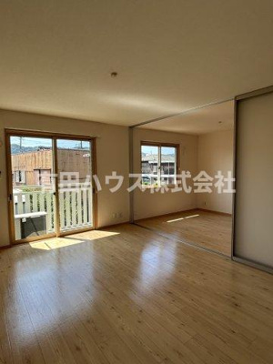 【居間・リビング】 | メゾンプレミールA棟