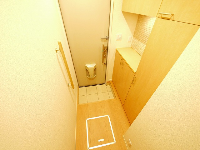 シャーメゾン　エストの玄関|落ち着いた玄関です