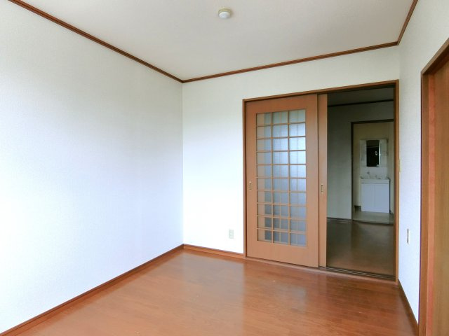 グリーンヴィラ杜の洋室