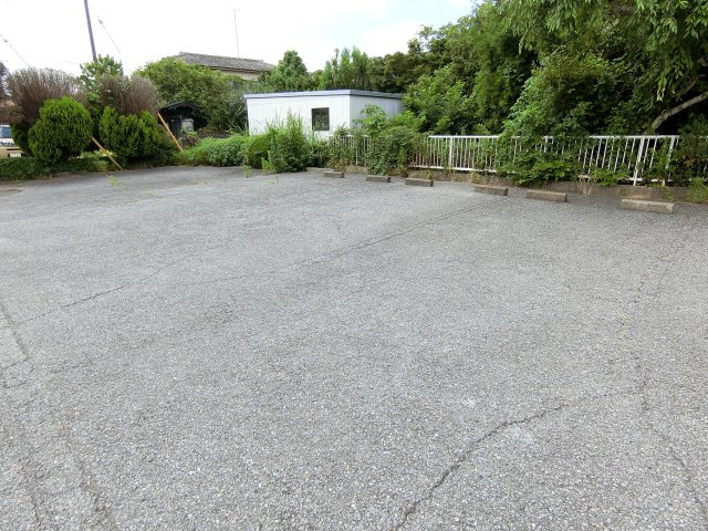 グリーンヴィラ杜の駐車場