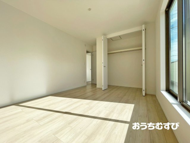 守山区桔梗平3期(全3棟)の洋室