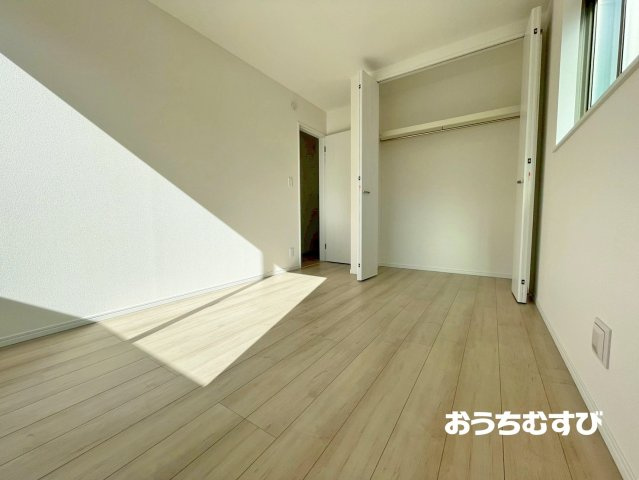 守山区桔梗平3期(全3棟)の洋室