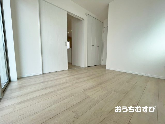 守山区桔梗平3期(全3棟)の洋室