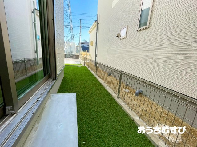 守山区桔梗平3期(全3棟)の庭