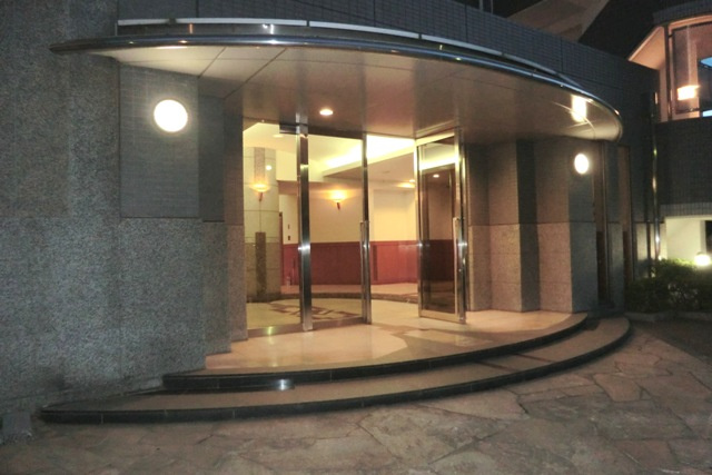 さいたま市浦和区常盤１０丁目の賃貸マンションのエントランス