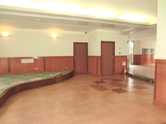 さいたま市浦和区常盤１０丁目の賃貸マンションのロビー