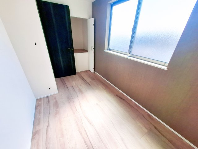 【洋室】 | 足立区青井４丁目　新築戸建 | 青井駅徒歩８分の新邸！車庫付き、所有権の３LDKです♪ご内覧可能となりました！