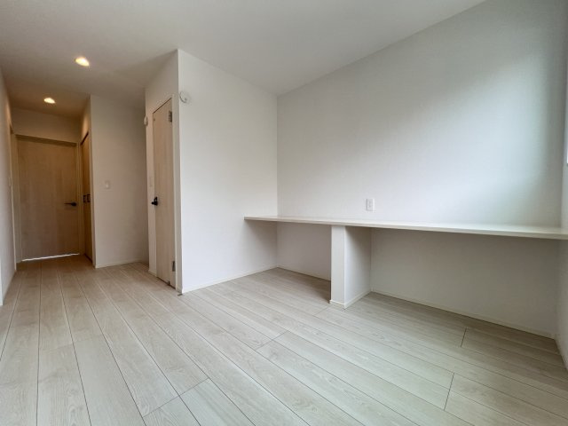 【その他】 | 香美市土佐山田町百石町１丁目/２号棟 | サービスルーム