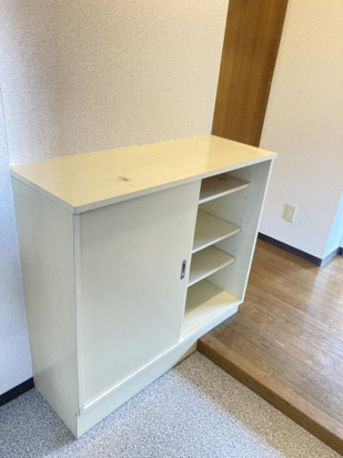 新座四季タウンC館の玄関