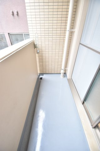 大阪市城東区鴫野西２丁目の賃貸マンションのバルコニー