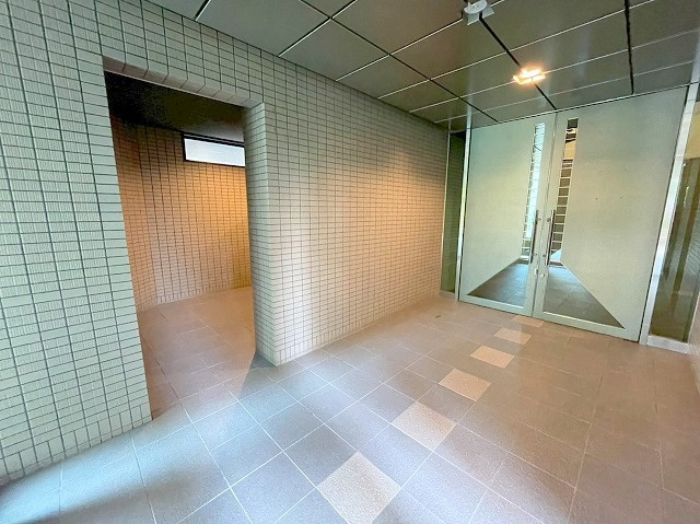 デセンテ上新庄のロビー