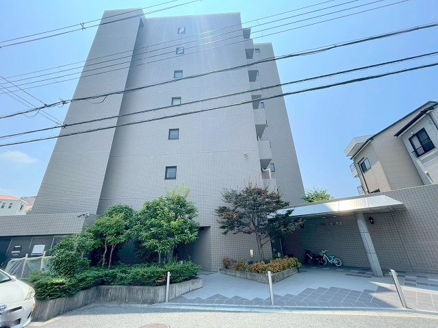 デセンテ上新庄の外観