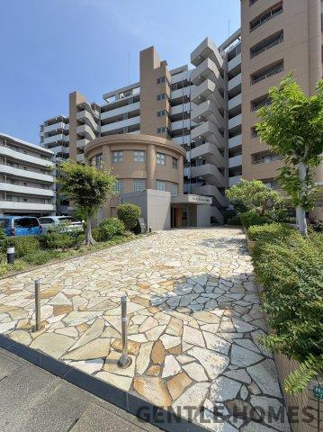 アーバンパレスシエル福間のエントランス