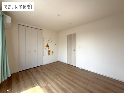 【洋室】 | 鴻巣市小松1丁目　中古住宅   | 現地(2025年7月撮影)