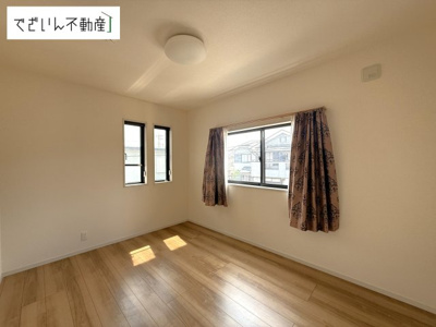 【洋室】 | 鴻巣市小松1丁目　中古住宅   | 現地(2025年7月撮影)