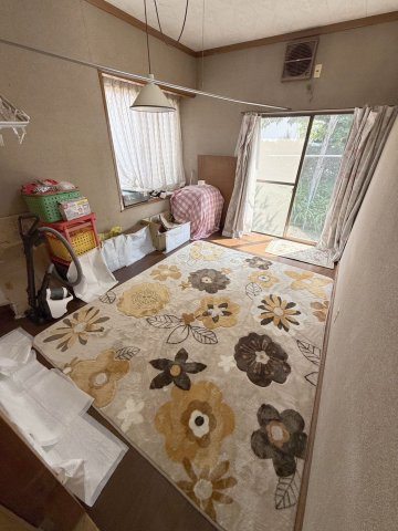 東松山市大字東平 中古戸建の洋室|東側洋室