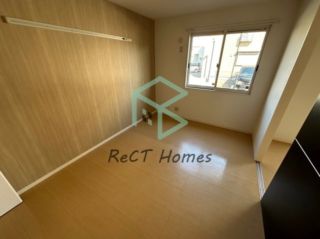 エマーブルの洋室