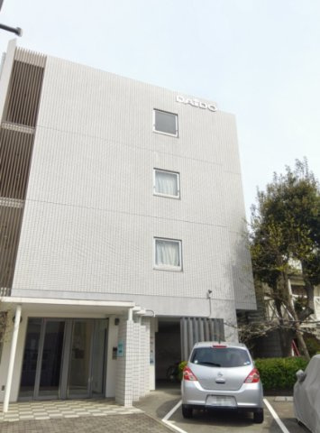 ダイドーメゾン岡本駅前