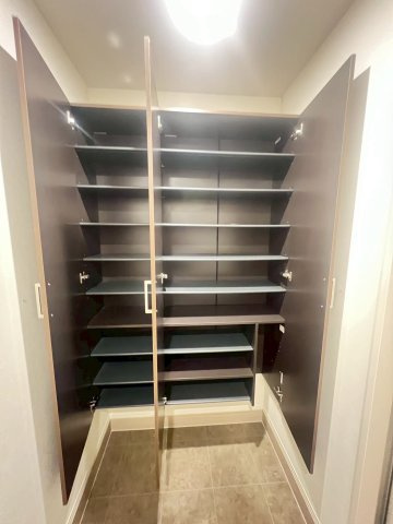 ラ・メゾン三保町の収納