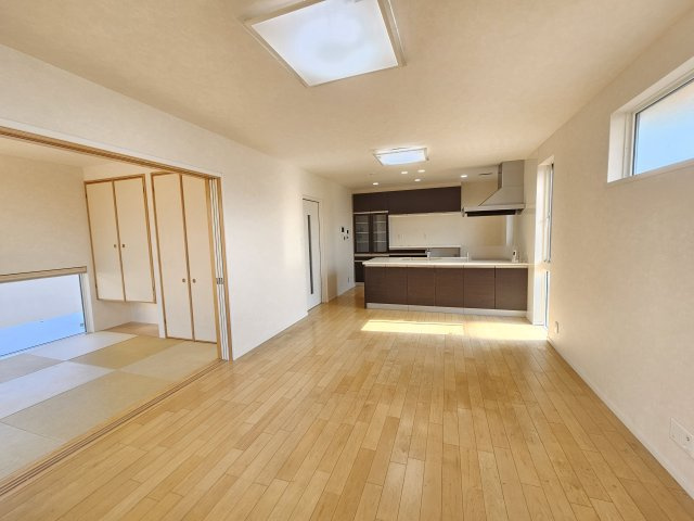 神戸市西区玉津町西河原の一戸建ての居間・リビング