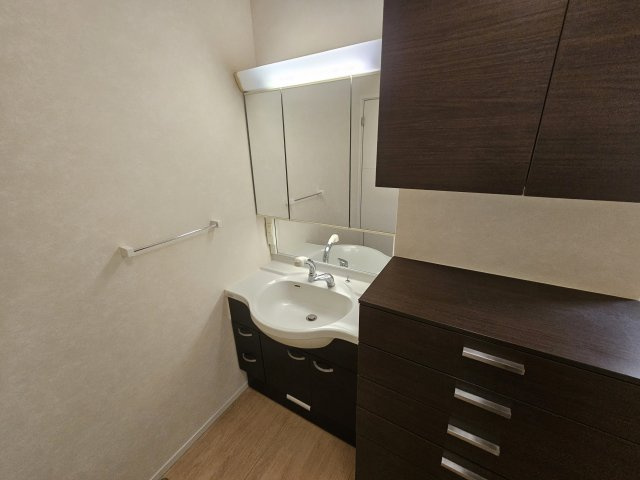 神戸市西区玉津町西河原の一戸建ての洗面所