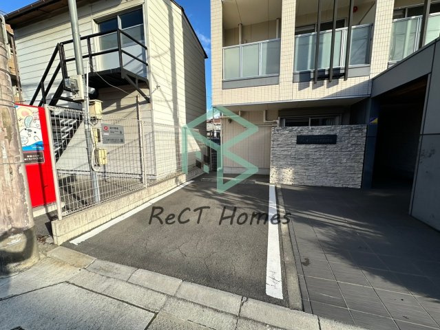 姫路市東延末２丁目の賃貸マンションのエントランス