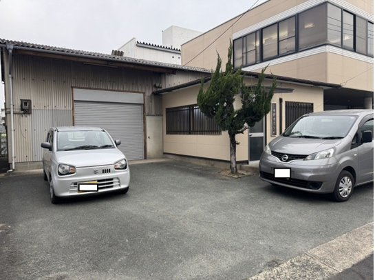 諸岡3丁目倉庫付事務所の外観