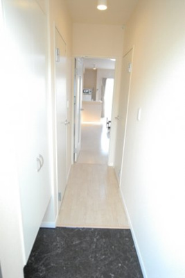 【玄関】 | レオネクストあおばⅡ | シンプルで使いやすい玄関です