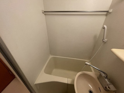 【浴室】 | レオパレスボヌール | きれいなお風呂です