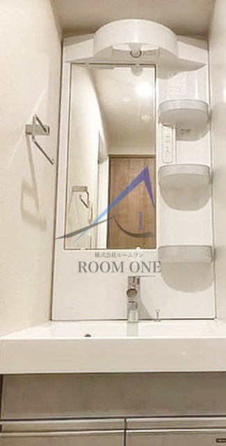 KNOTS浅草の洗面所|洗面台です。