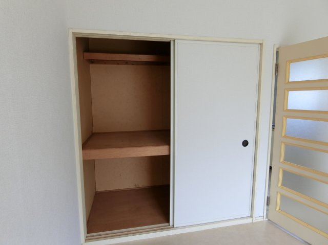 コウシンハイツの収納