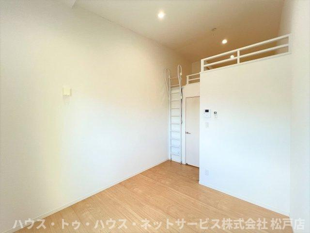 グリーンヒルときわ平の居間・リビング